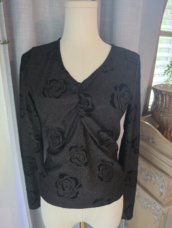 French Kiss Tops - Vintage Rose Top
